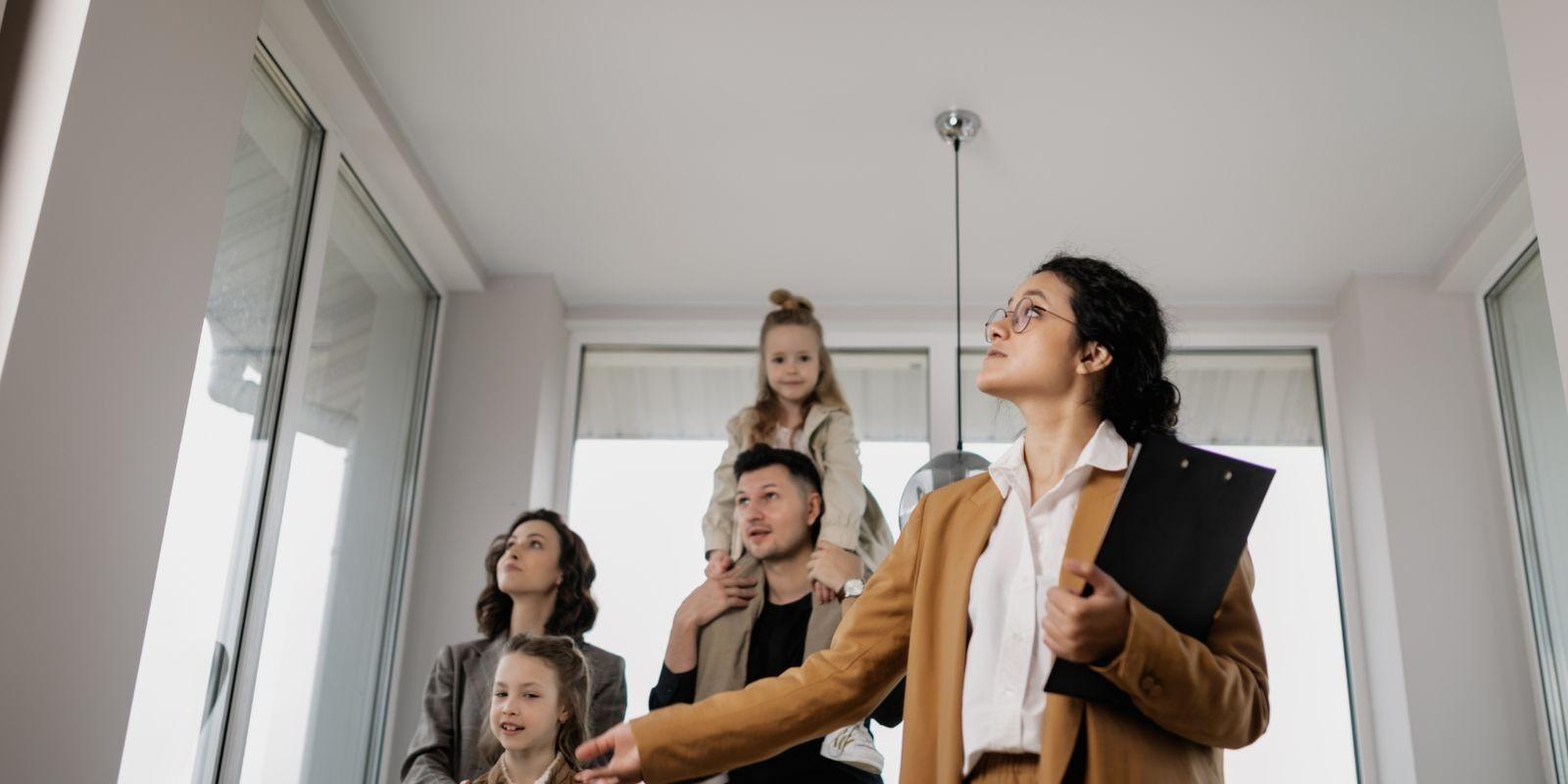 ¿Por qué debería contratar a un agente inmobiliario para su inversión en propiedades en Winter Garden?